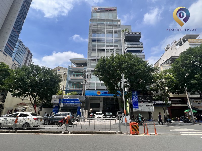 Pha Lan Building